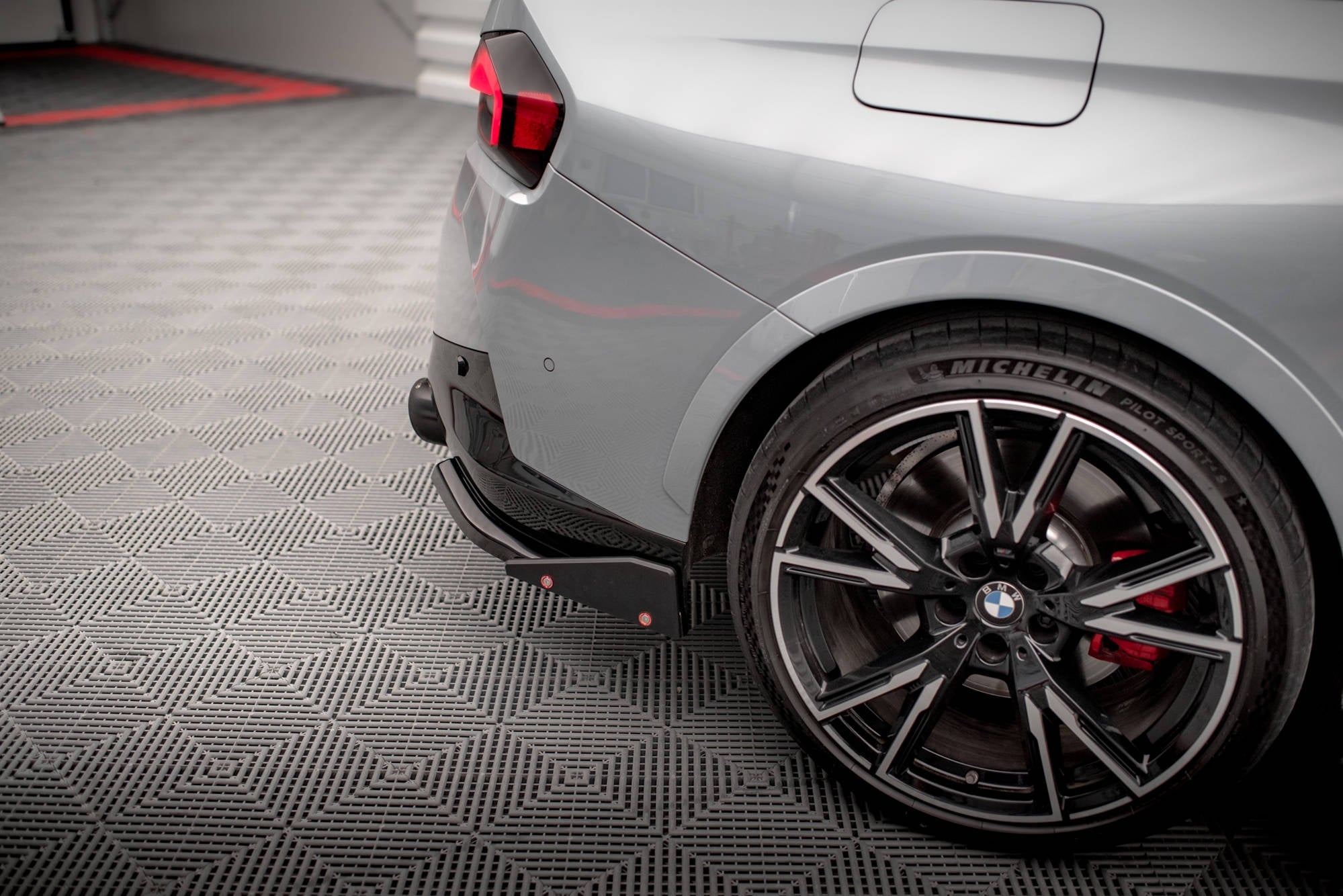 Splitters laterales traseros V.2 + Flaps BMW Serie 2 Coupé M240i G42