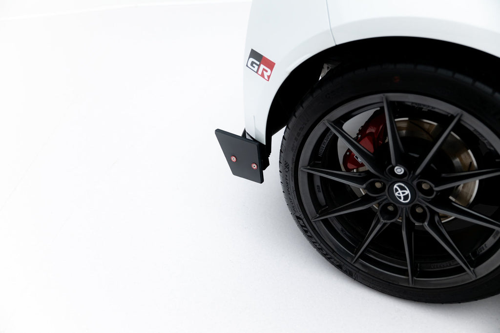 Splitters laterales traseros V.2 + Flaps Toyota GR Yaris Mk4