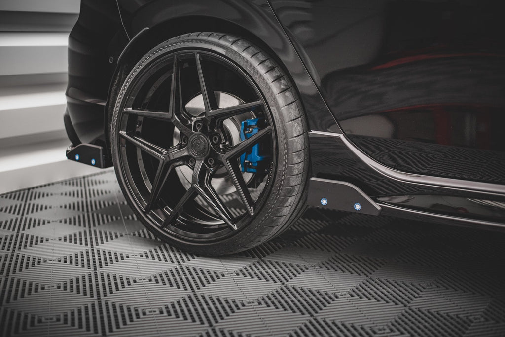 Splitters laterales traseros V.2 + Flaps Volkswagen Golf R Hatchback Mk8