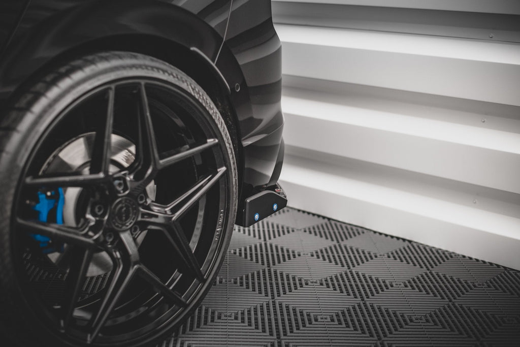 Splitters laterales traseros V.2 + Flaps Volkswagen Golf R Hatchback Mk8