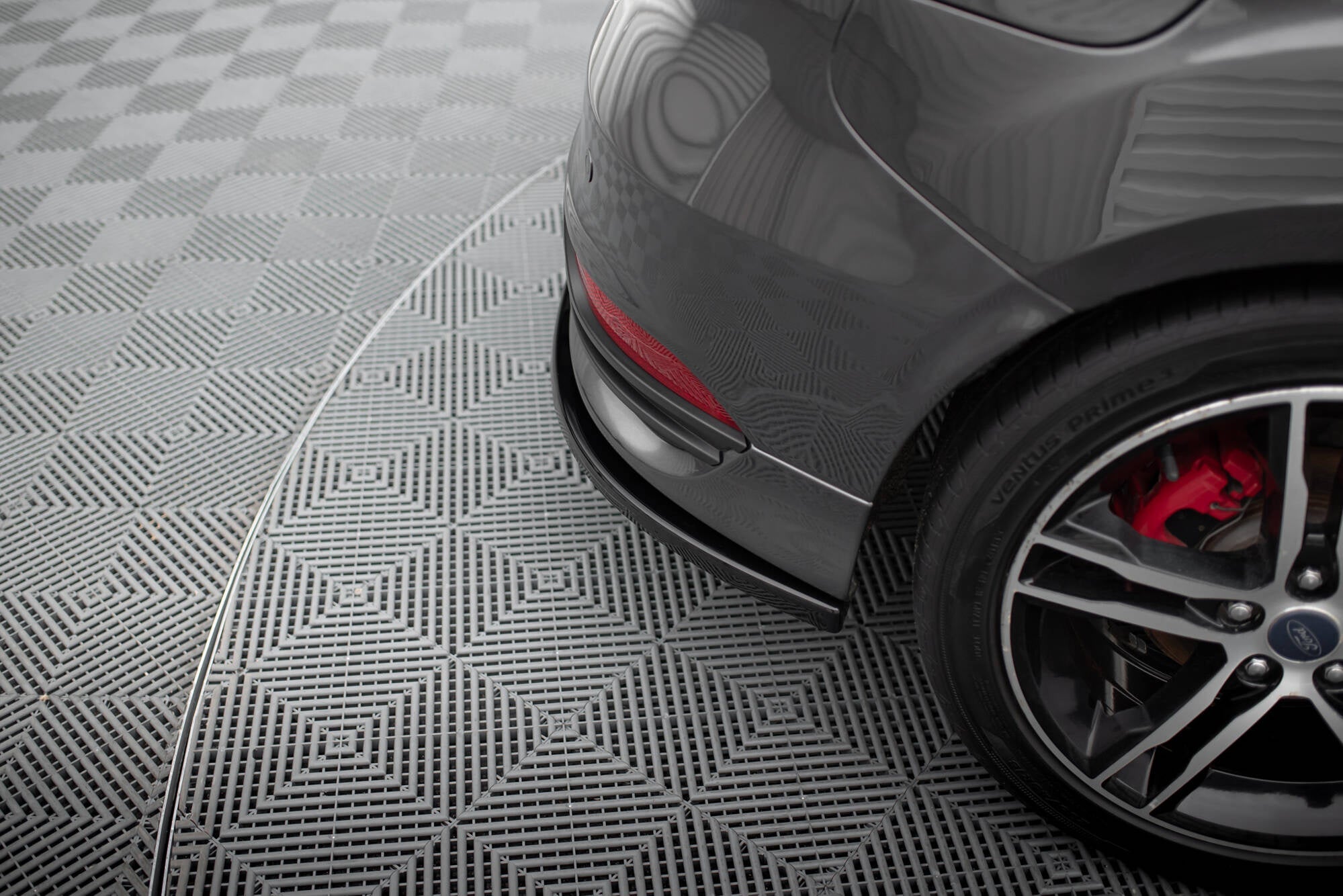 Splitters laterales traseros V.2 Ford Focus ST Mk3 Facelift