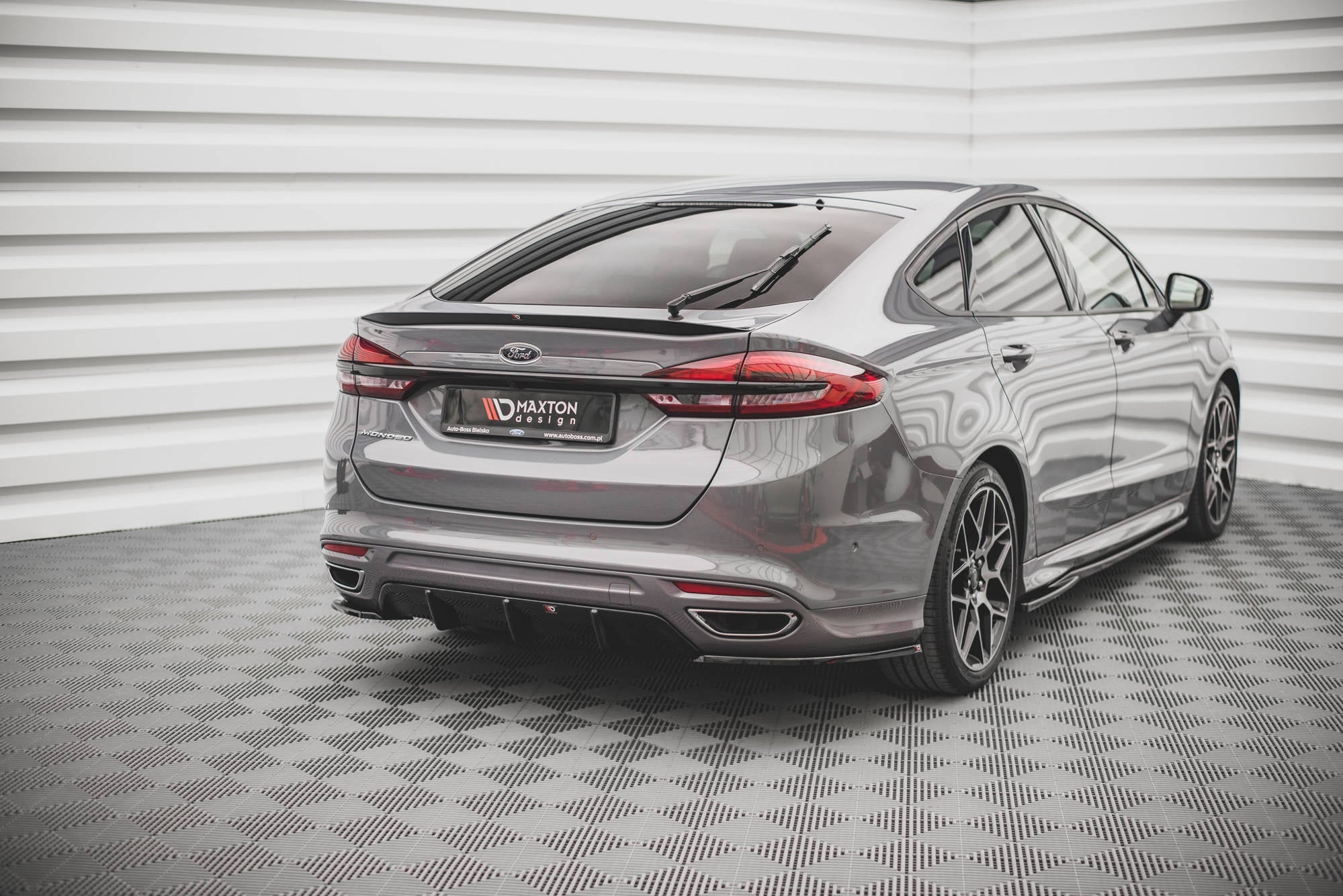Splitters laterales traseros V.2 Ford Mondeo ST-Line Mk5 Facelift