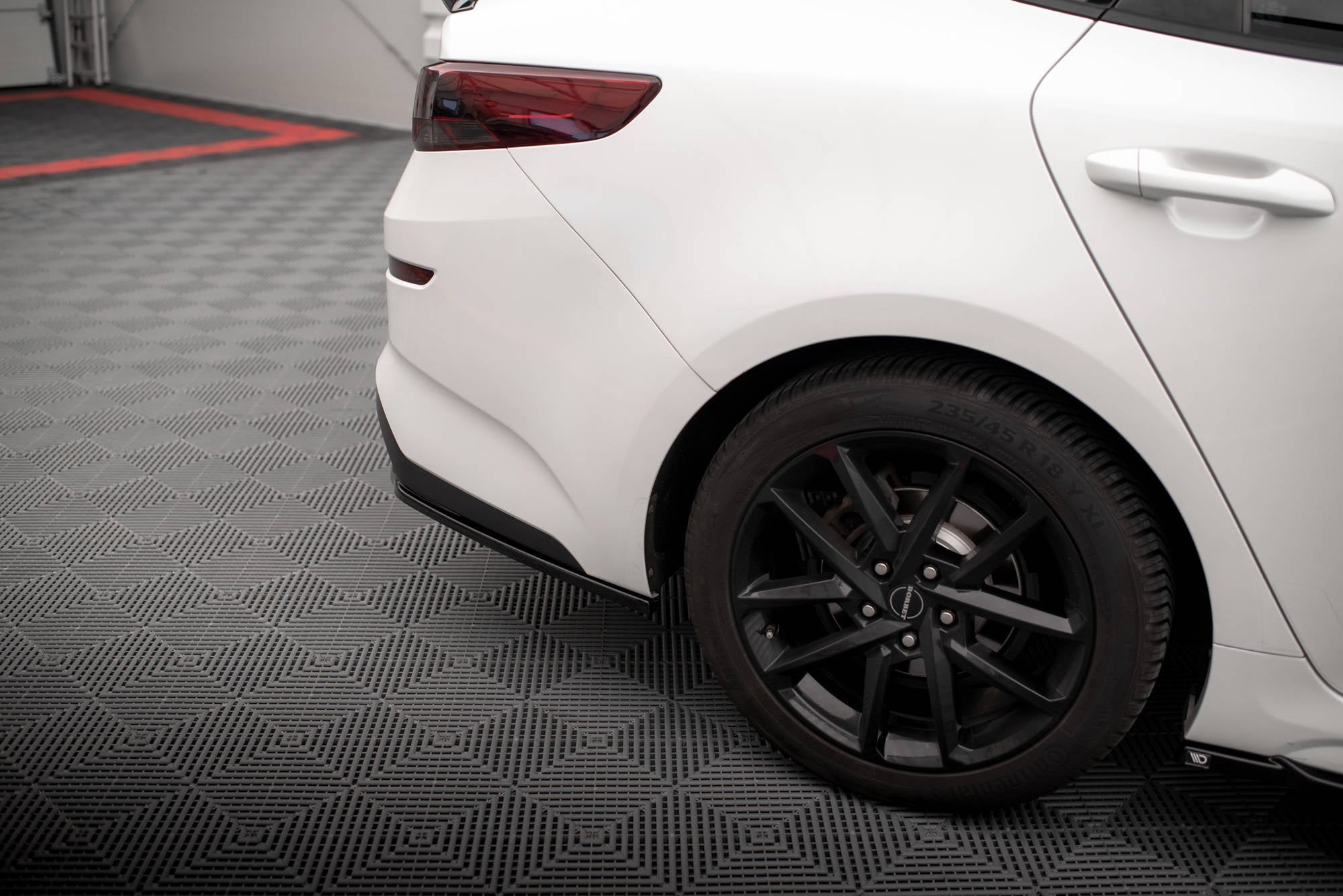 Splitters laterales traseros V.2 Kia Optima Mk4 Facelift
