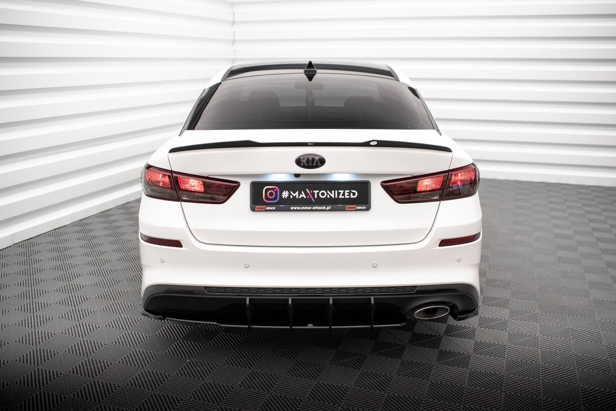 Splitters laterales traseros V.2 Kia Optima Mk4 Facelift