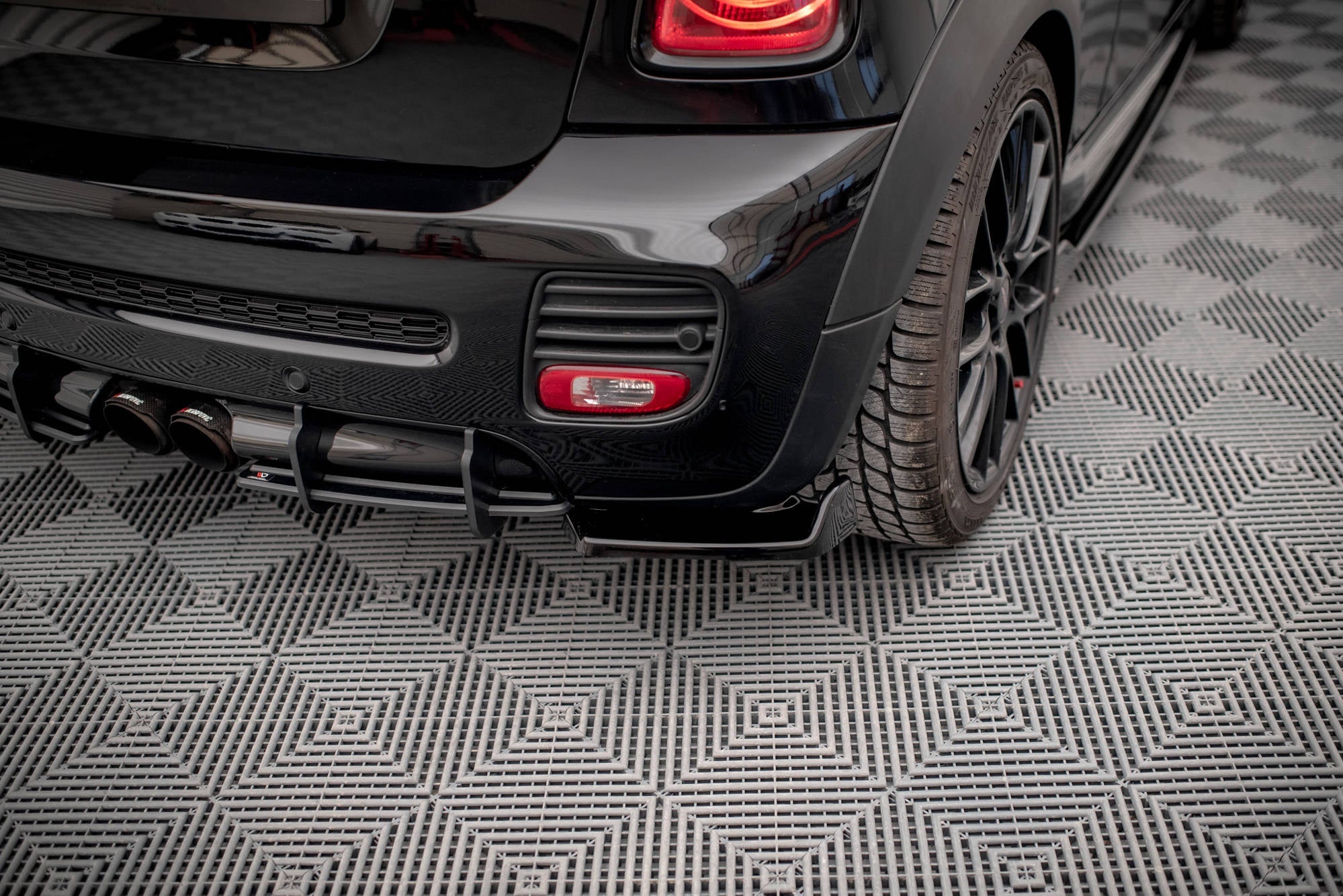 Splitters laterales traseros V.2 Mini Cooper John Cooper Works R56