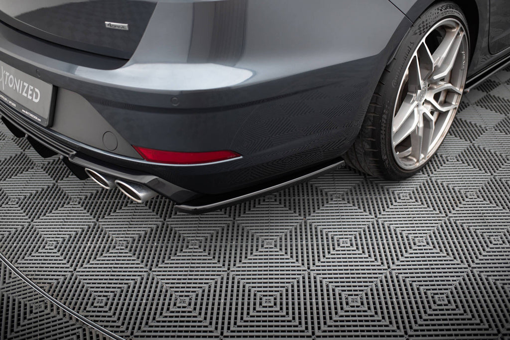 Splitters laterales traseros V.2 Seat Leon Cupra Mk3 Facelift Sportstourer