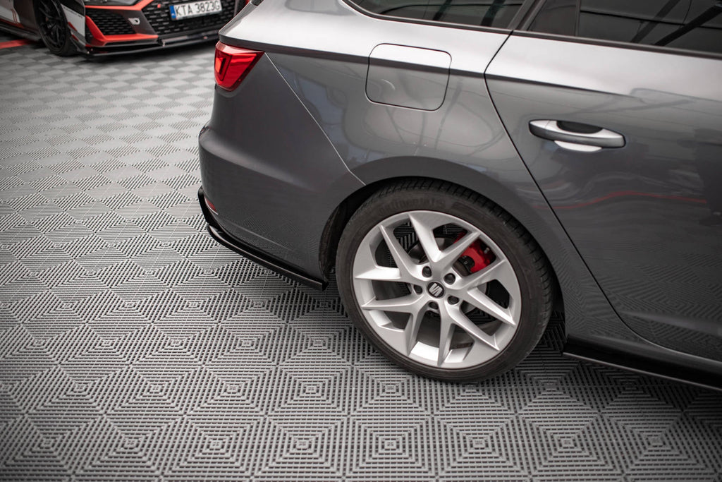 Splitters laterales traseros V.2 Seat León FR Sportstourer Mk3