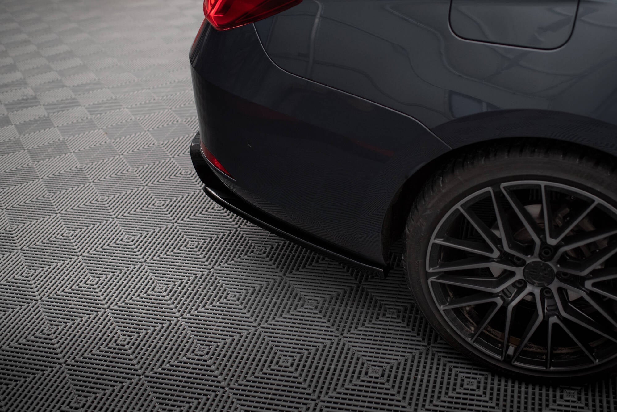Splitters laterales traseros V.2 Seat León ST FR Mk4