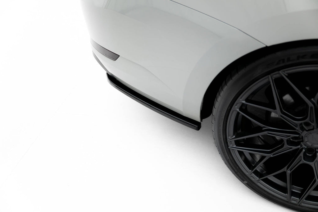 Splitters laterales traseros V.2 Skoda Superb Liftback / Familiar Mk3