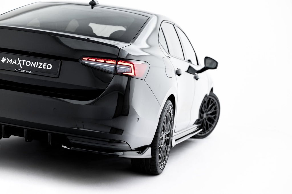 Splitters laterales traseros V.2 Skoda Superb Sportline Mk4