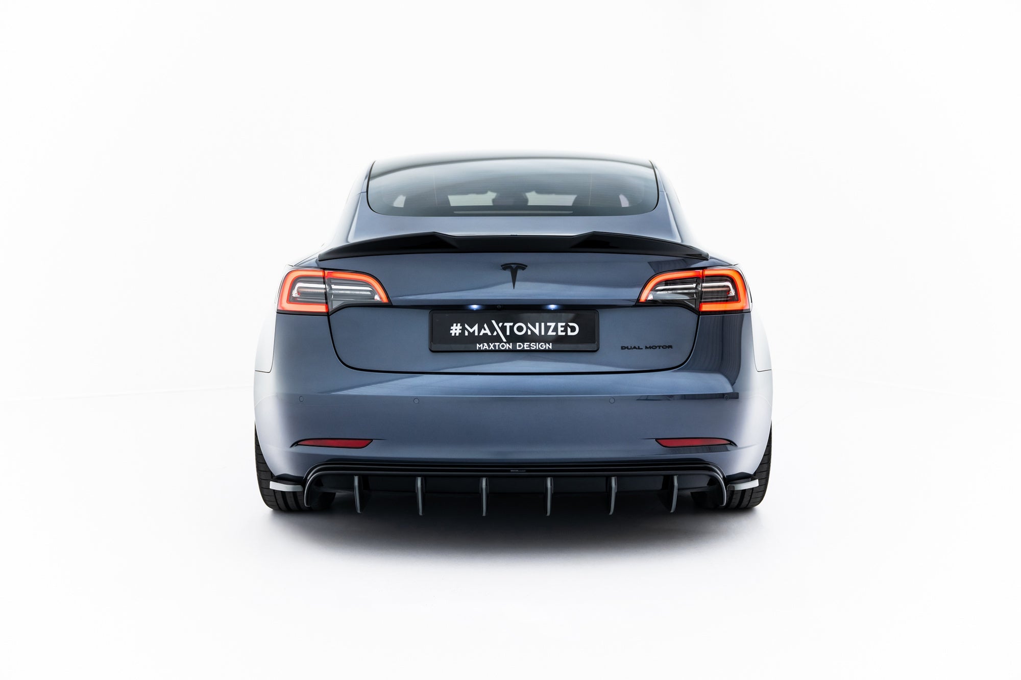 Splitters laterales traseros V.2 Tesla Model 3