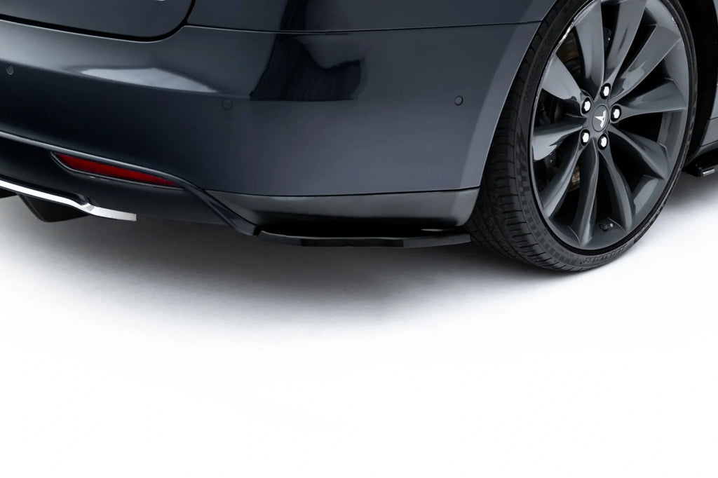 Splitters laterales traseros V.2 Tesla Model S Mk1