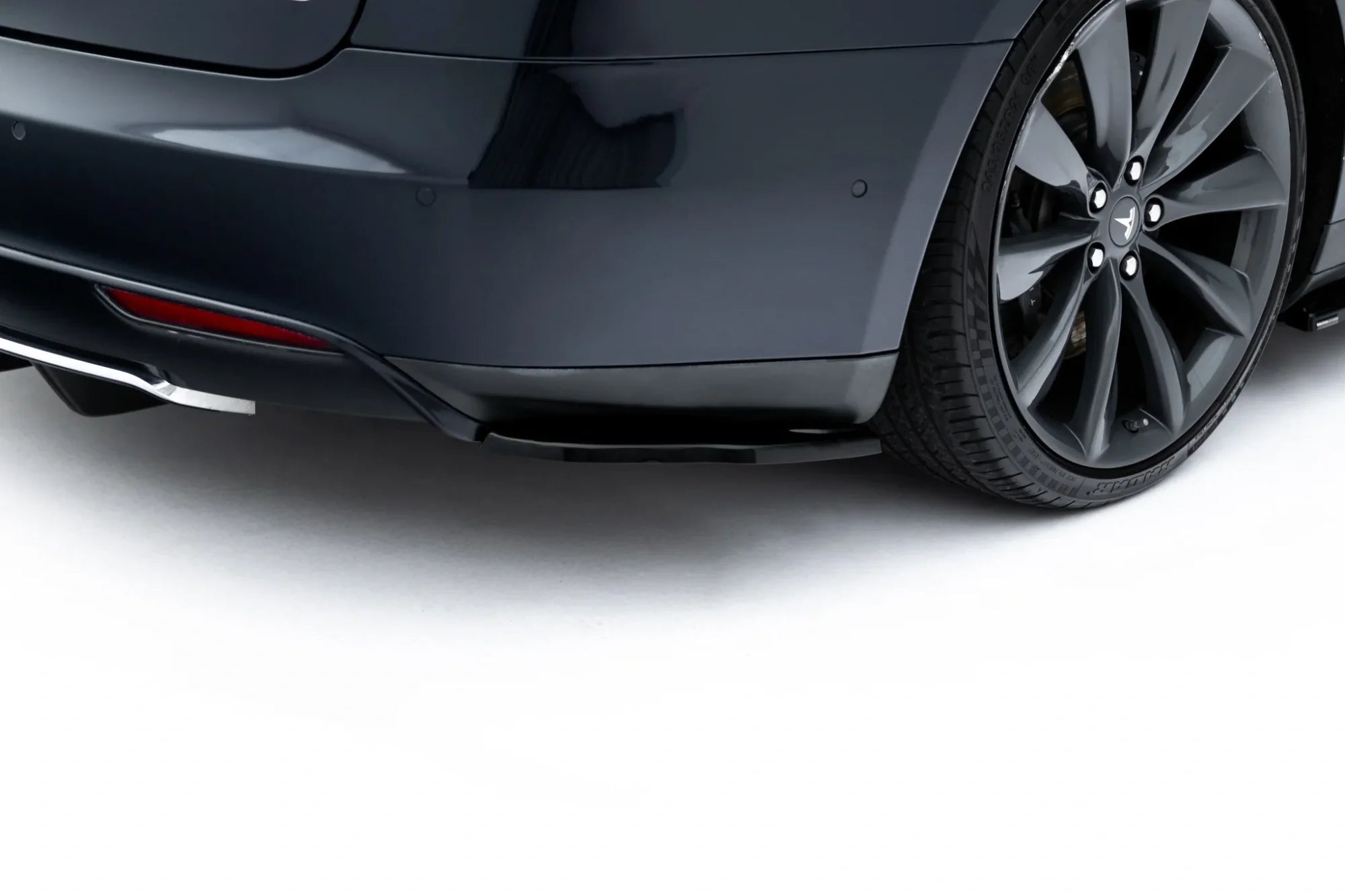 Splitters laterales traseros V.2 Tesla Model S Mk1