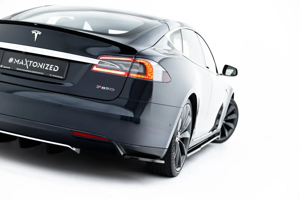 Splitters laterales traseros V.2 Tesla Model S Mk1