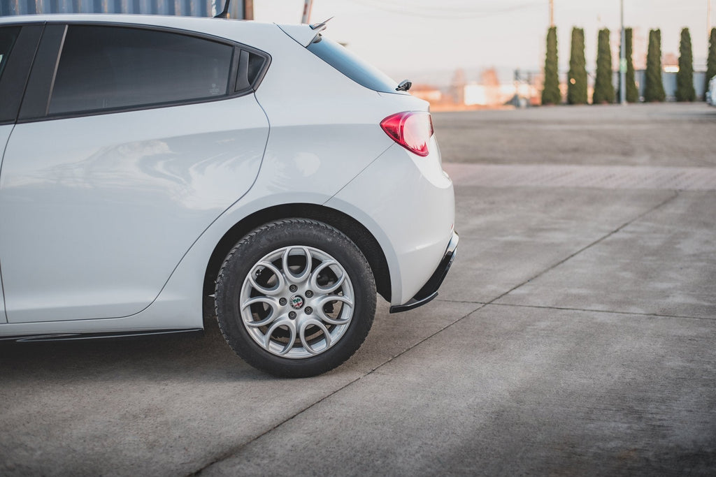 Splitters laterales traseros V.3 Alfa Romeo Giulietta Facelift