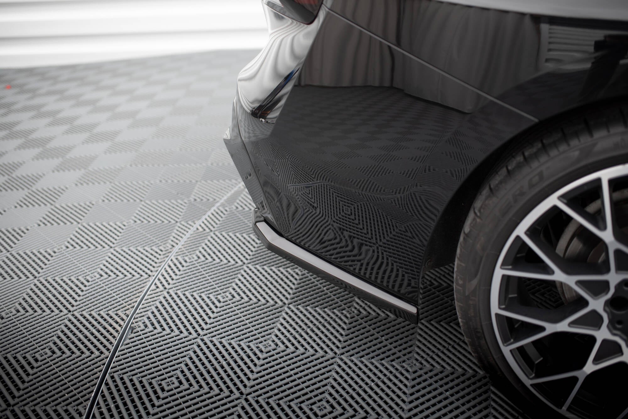 Splitters laterales traseros V.3 BMW Serie 2 G42