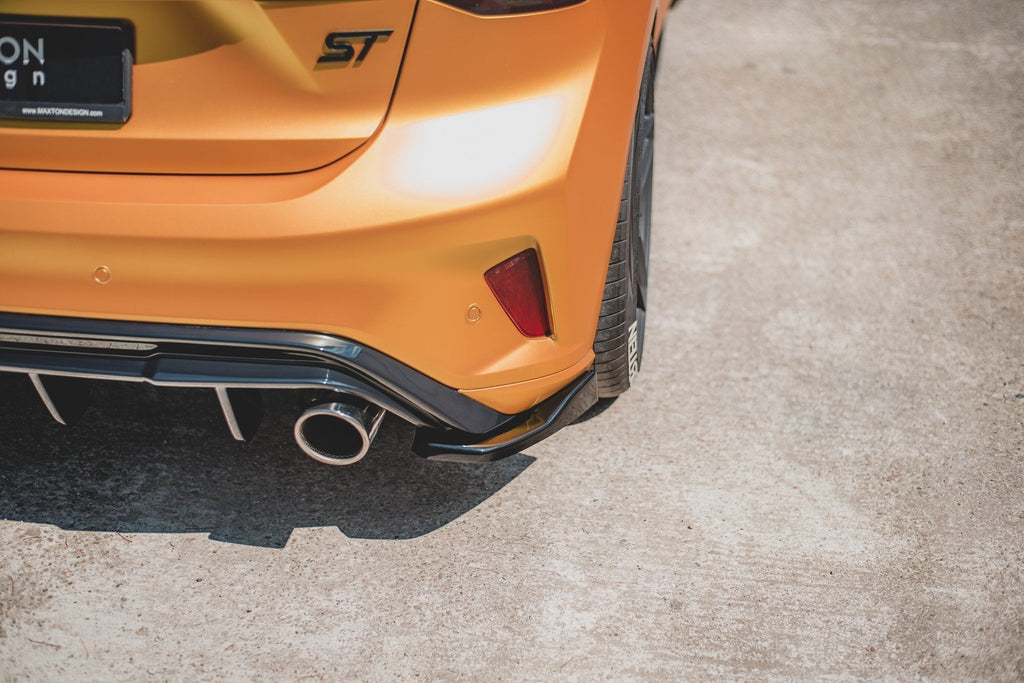 Splitters laterales traseros V3 DO Añadido V3 Ford Focus Hatchback ST Mk4
