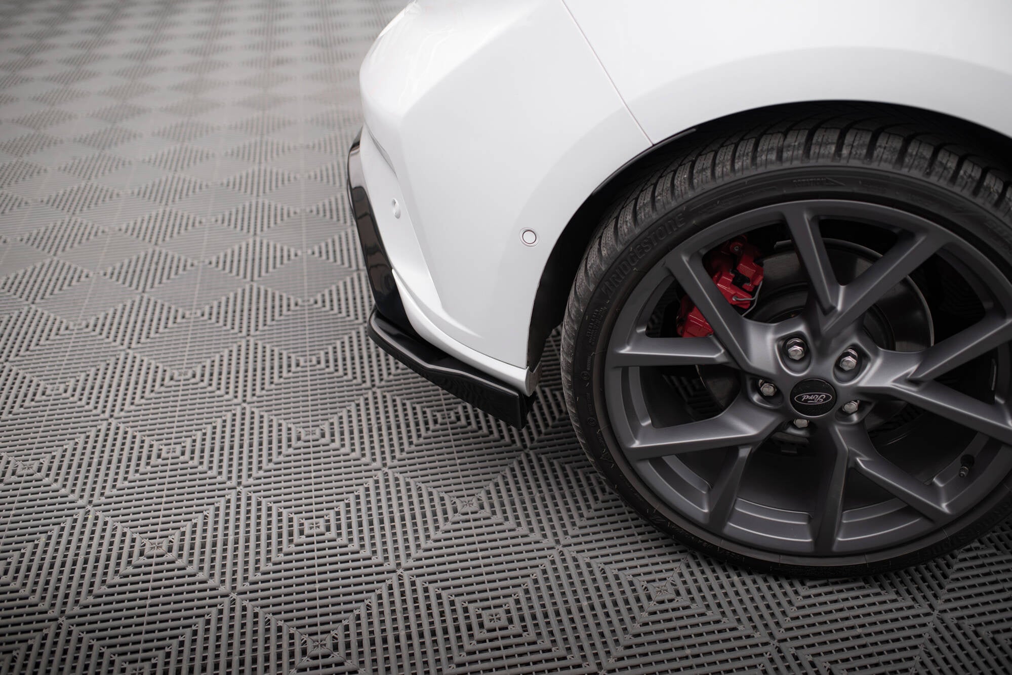 Splitters laterales traseros V3 DO Añadido V3 Ford Focus Hatchback ST Mk4