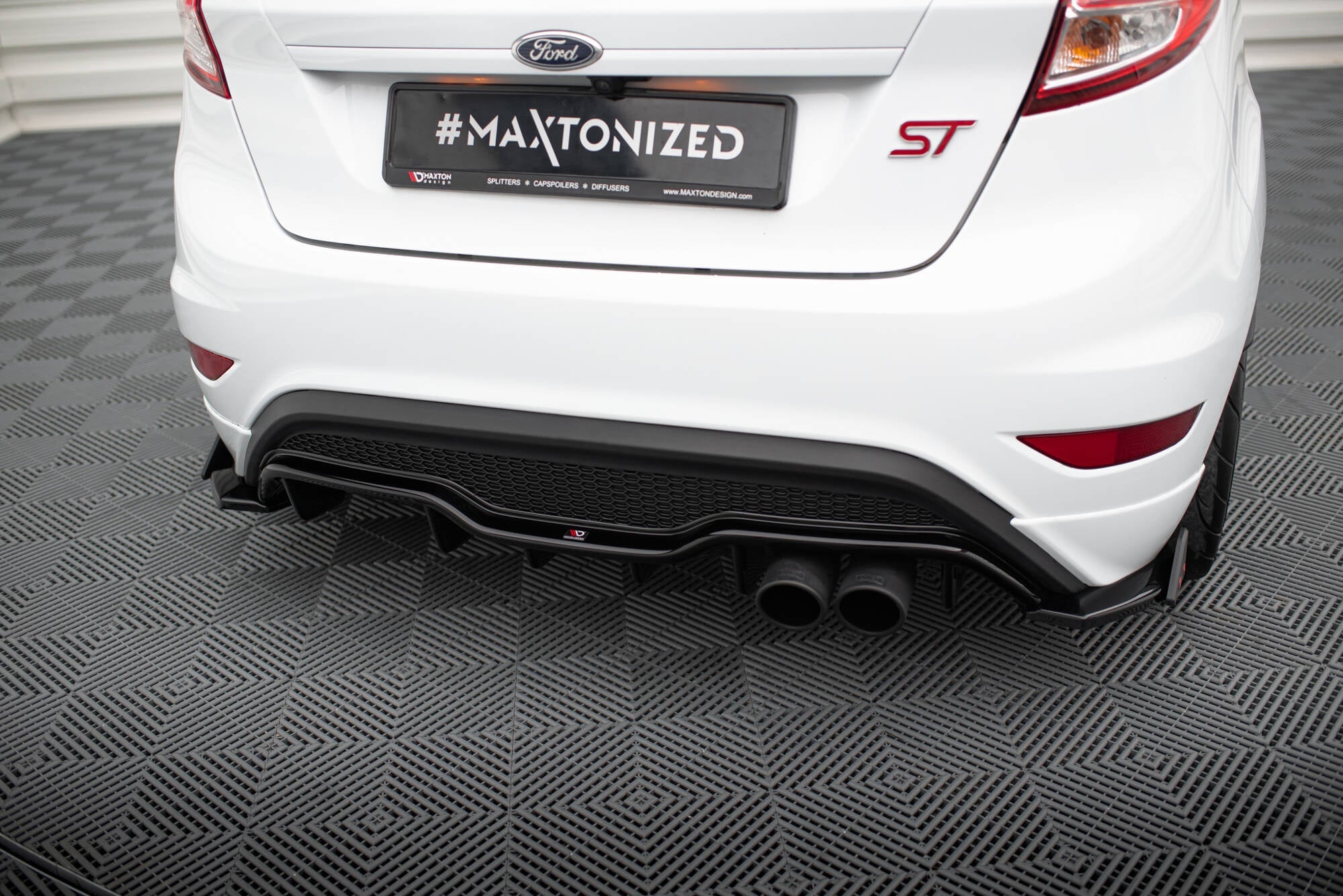 Splitters laterales traseros V.3 + Flaps Ford Fiesta ST Mk7 Facelift