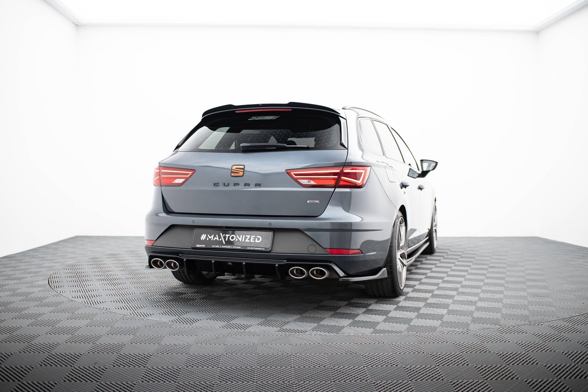 Splitters laterales traseros V.3 Seat León Cupra Mk3 FL Sportstourer