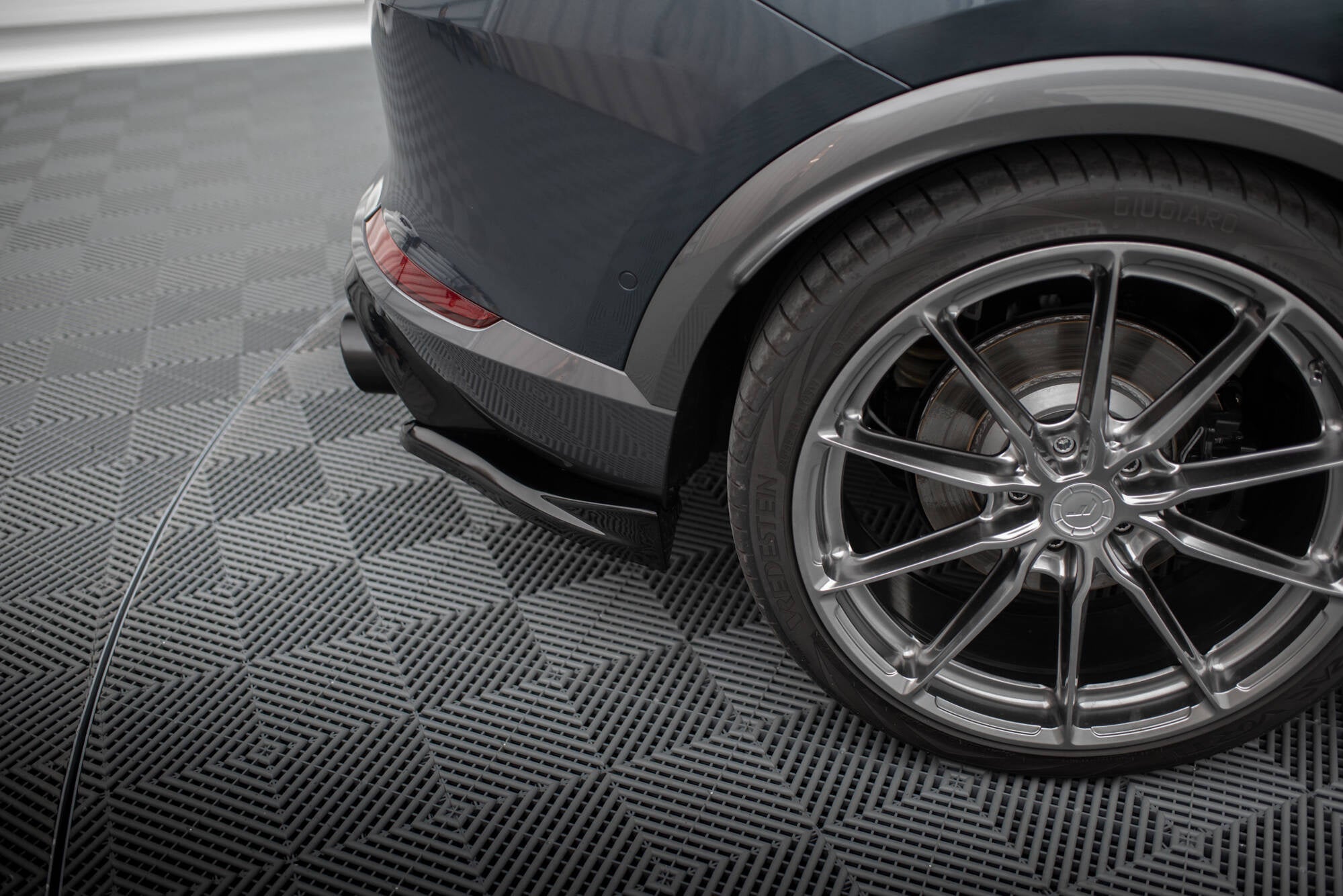 Splitters laterales traseros V.4 Cupra Formentor Mk1