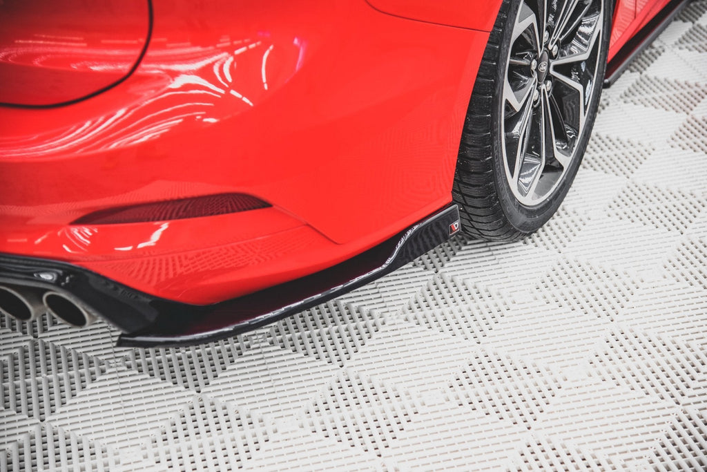 Splitters laterales traseros V4 DO añadido V1 Ford Focus ST-Line Familiar Mk4
