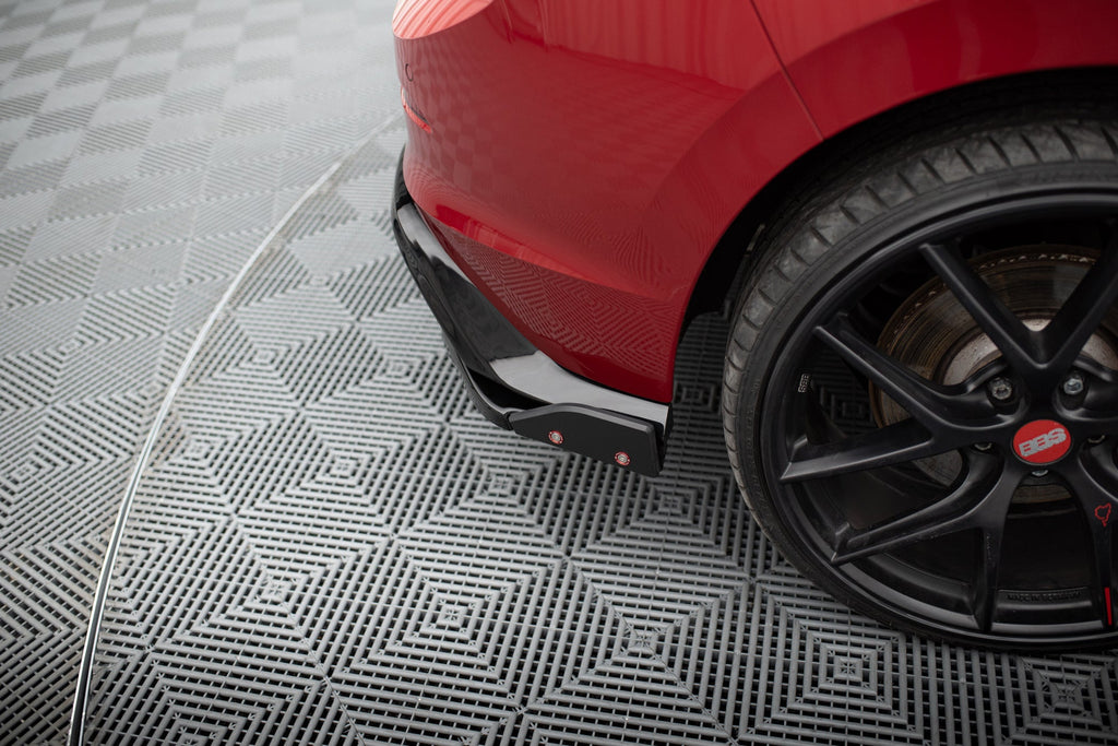 Splitters laterales traseros V.4 + Flaps Volkswagen Golf GTI / GTE Mk8