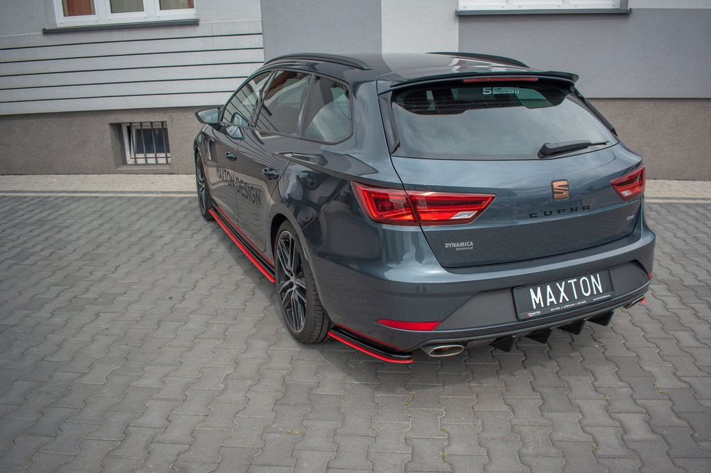 Splitters laterales traseros V.4 Seat Leon Cupra Mk3 FL Sportstourer