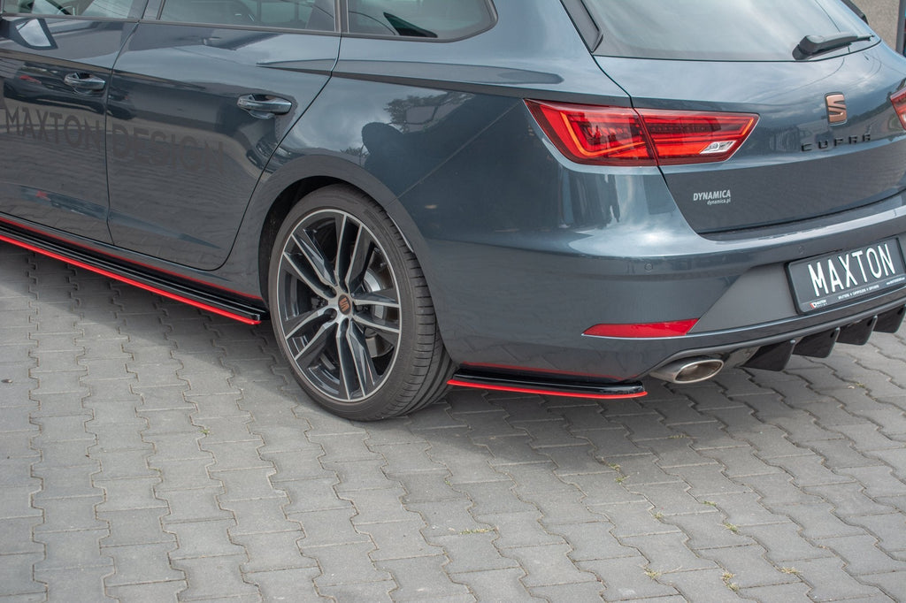 Splitters laterales traseros V.4 Seat Leon Cupra Mk3 FL Sportstourer