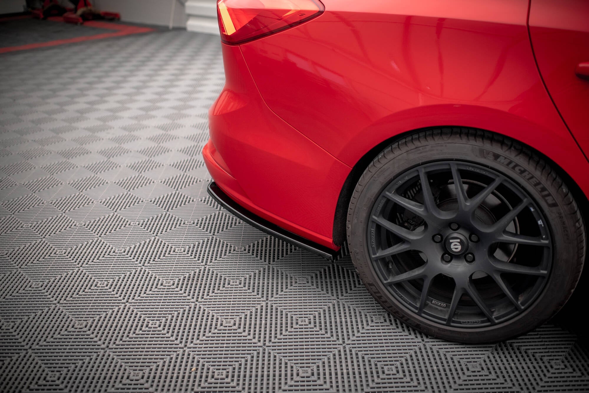 Splitters laterales traseros V.5 Ford Focus Familiar ST Mk4