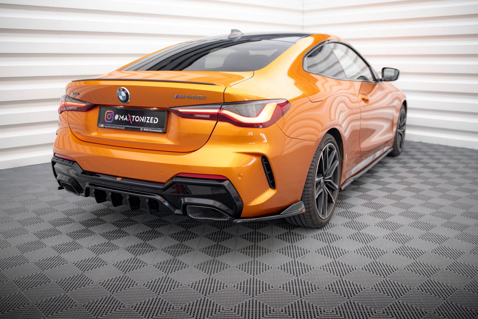 Splitters laterales traseros V.6 BMW Serie 4 M440i G22 / G22 Facelift / G23 / G23 Facelift