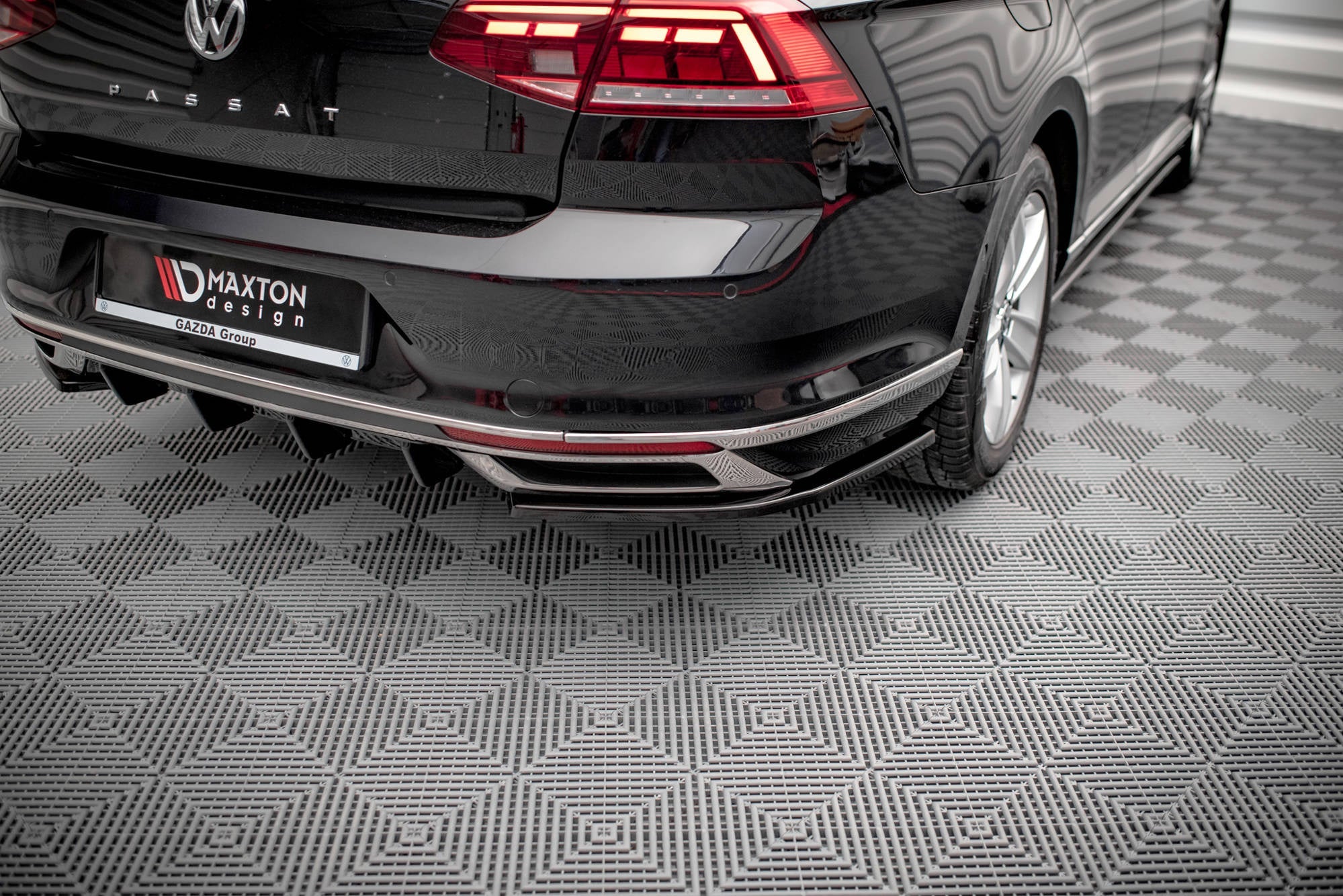 Splitters laterales traseros Volkswagen Passat B8 Facelift
