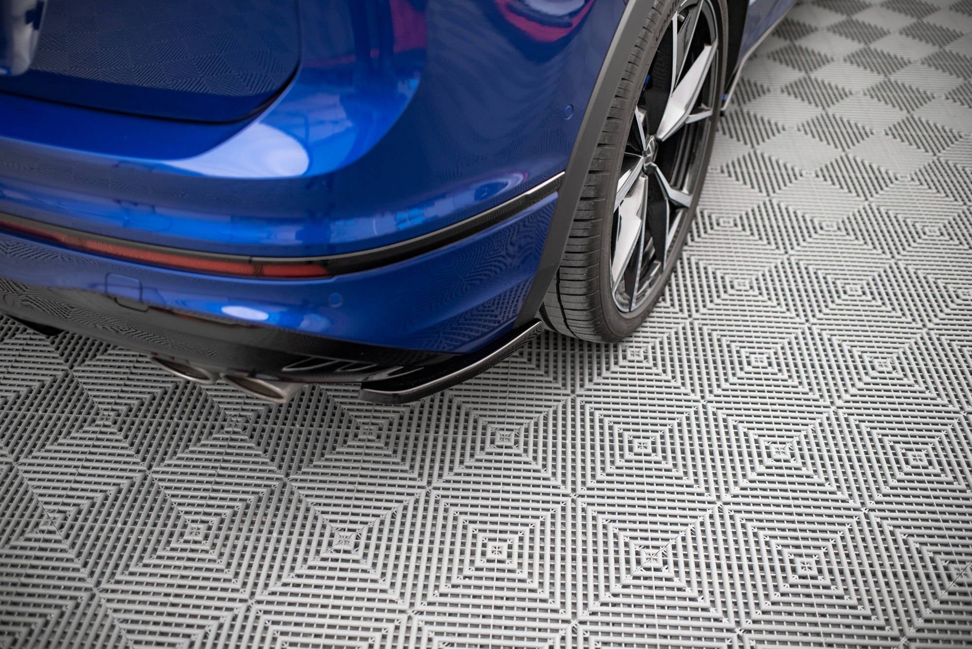 Splitters laterales traseros Volkswagen Tiguan R Mk2 Facelift