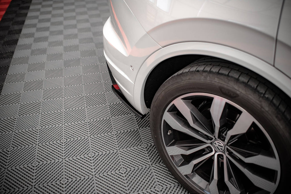 Volkswagen Touareg R-line Mk3 Rear Side Splitters