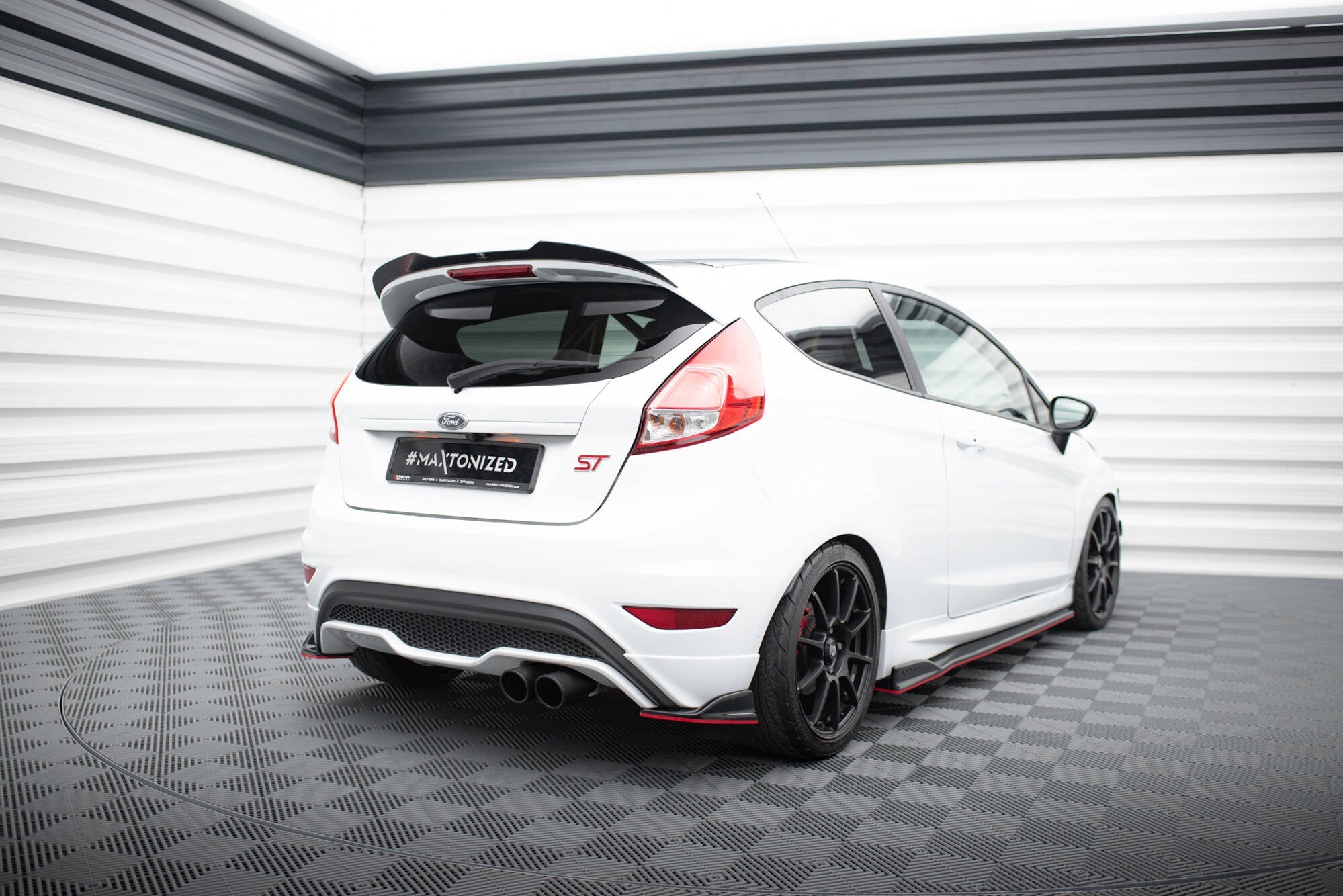 Splitters Traseros Ford Fiesta MK7 Facelift