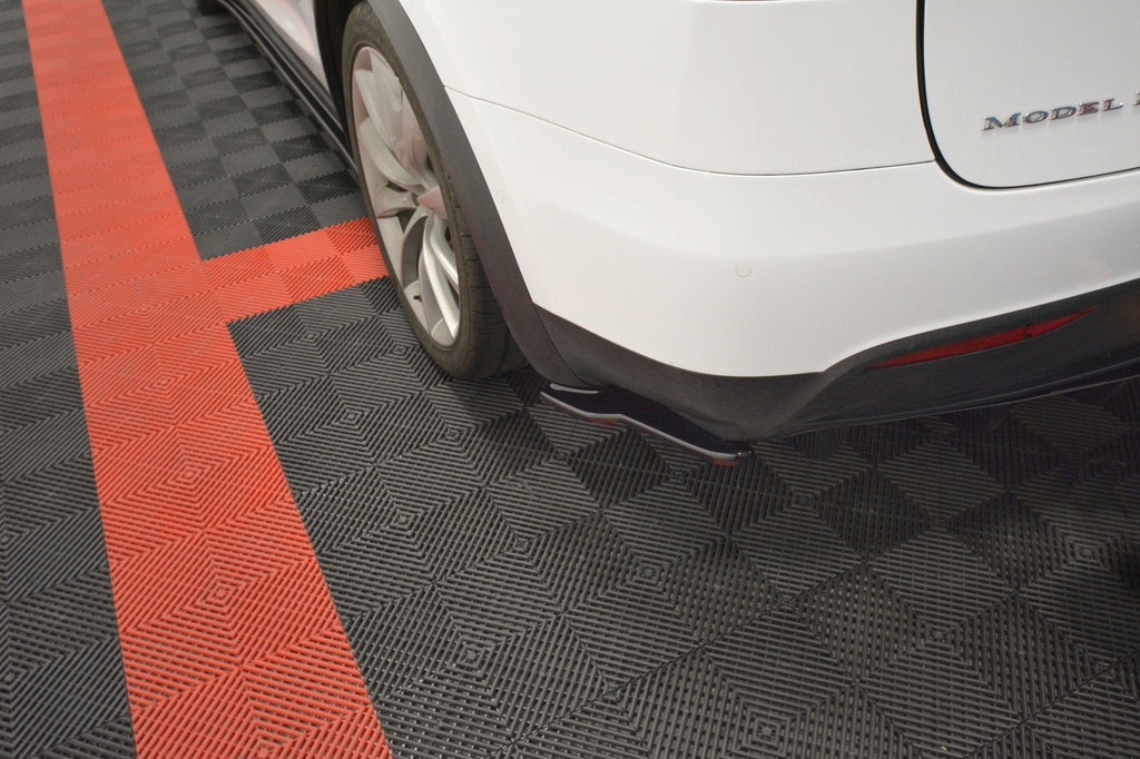 Rear Side Splitters V.2 Tesla Model X Mk1 2015-2021