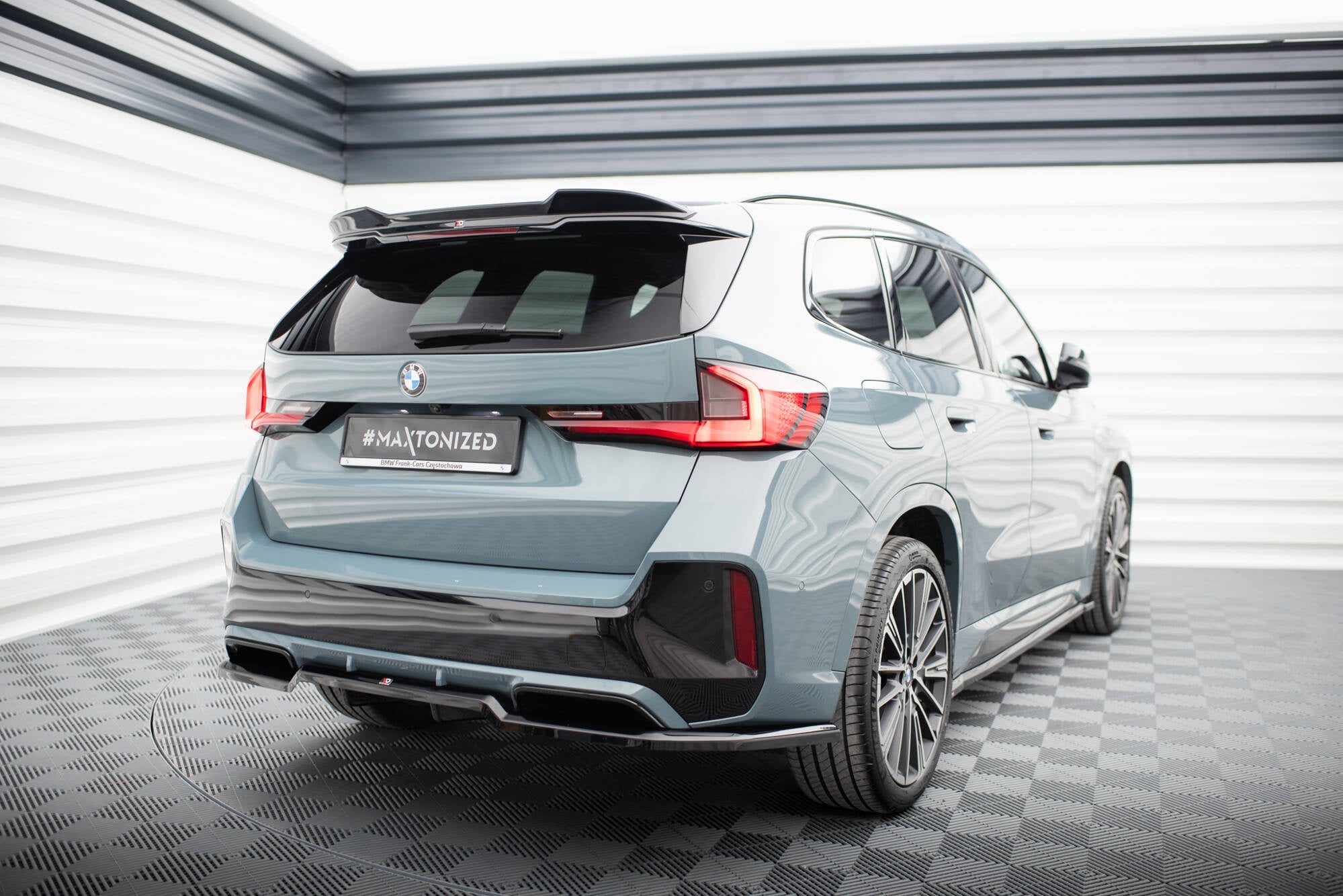 Extensión de alerón 3D BMW X1 M-Pack U11