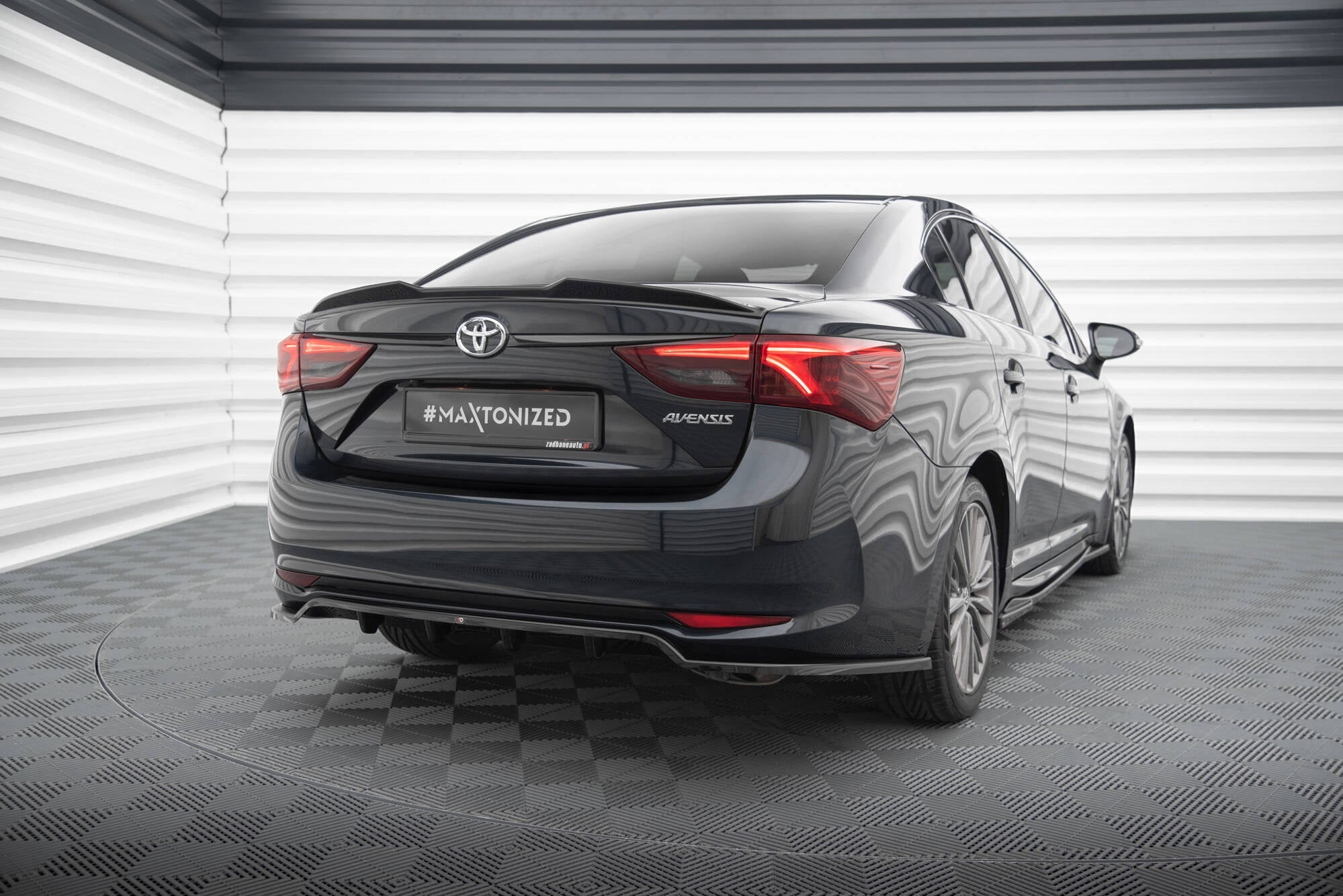Extensión de alerón 3D Toyota Avensis Berlina / Sedán Mk3 Facelift