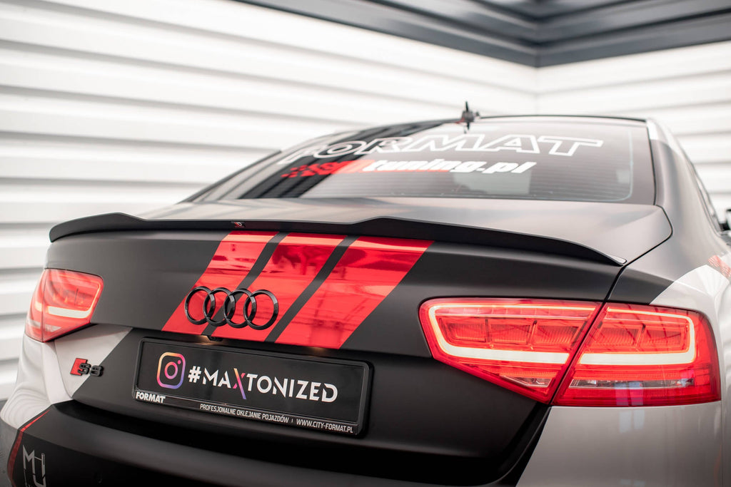 Extensión de alerón Audi S8 D4