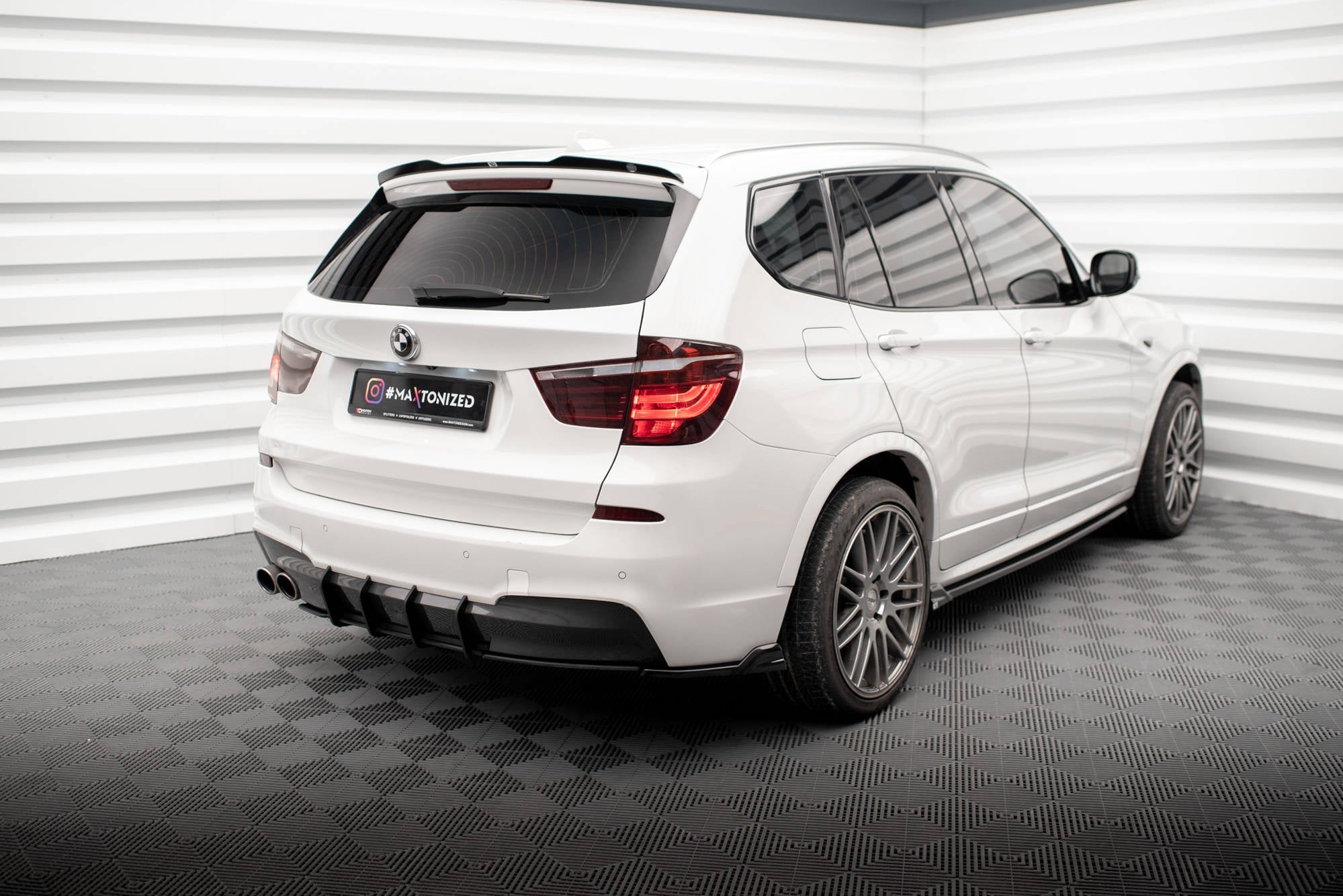 Extensión de alerón BMW X3 M-Pack F25