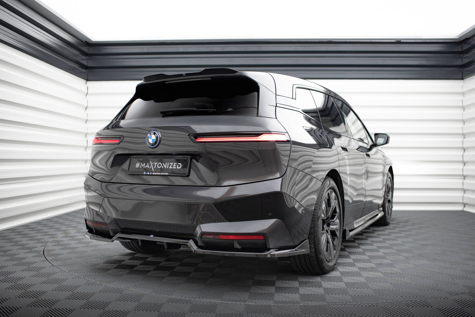 Extensión de alerón BMW iX M-Pack i20 / I20 Facelift
