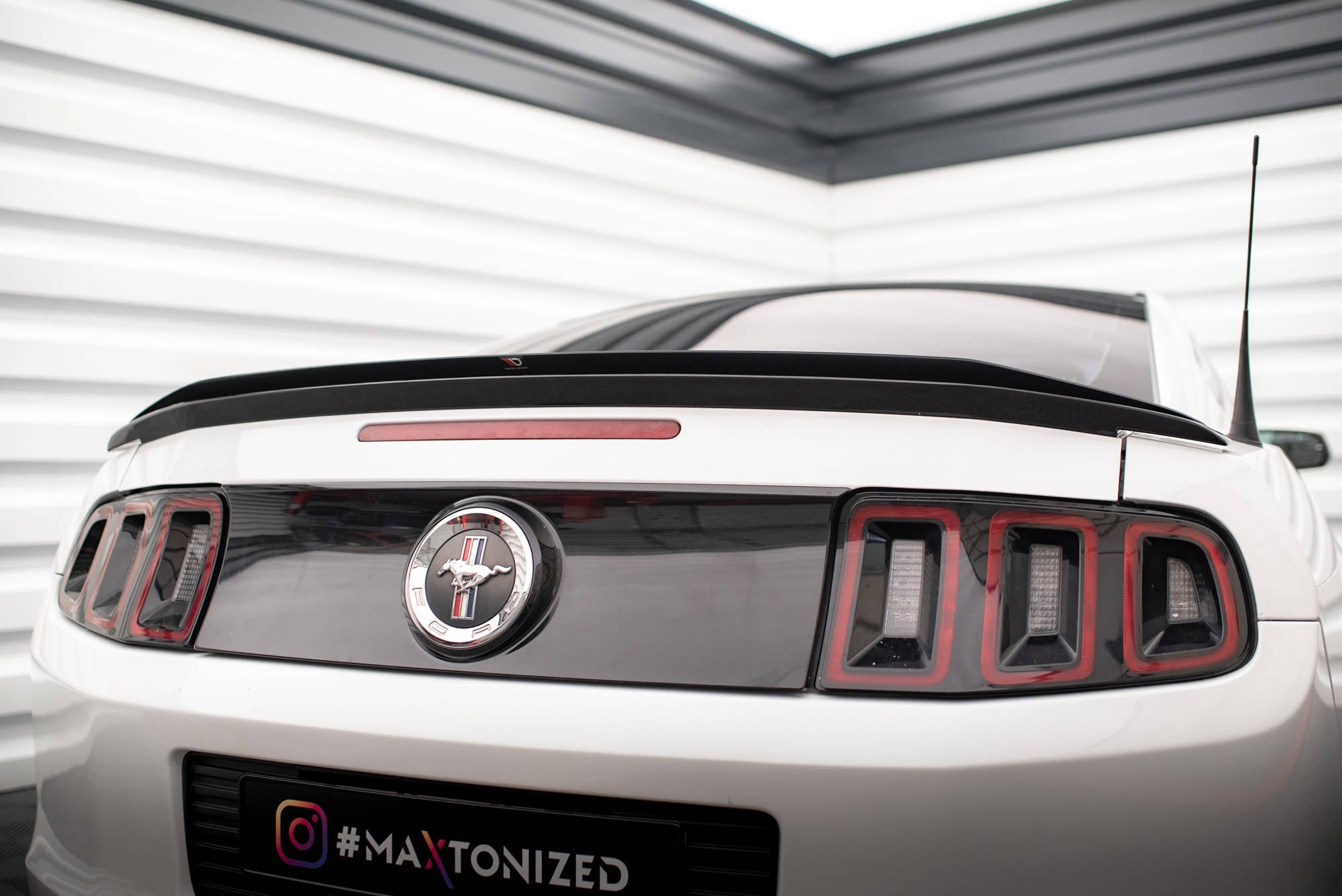 Extensión de alerón Ford Mustang Mk5 Facelift