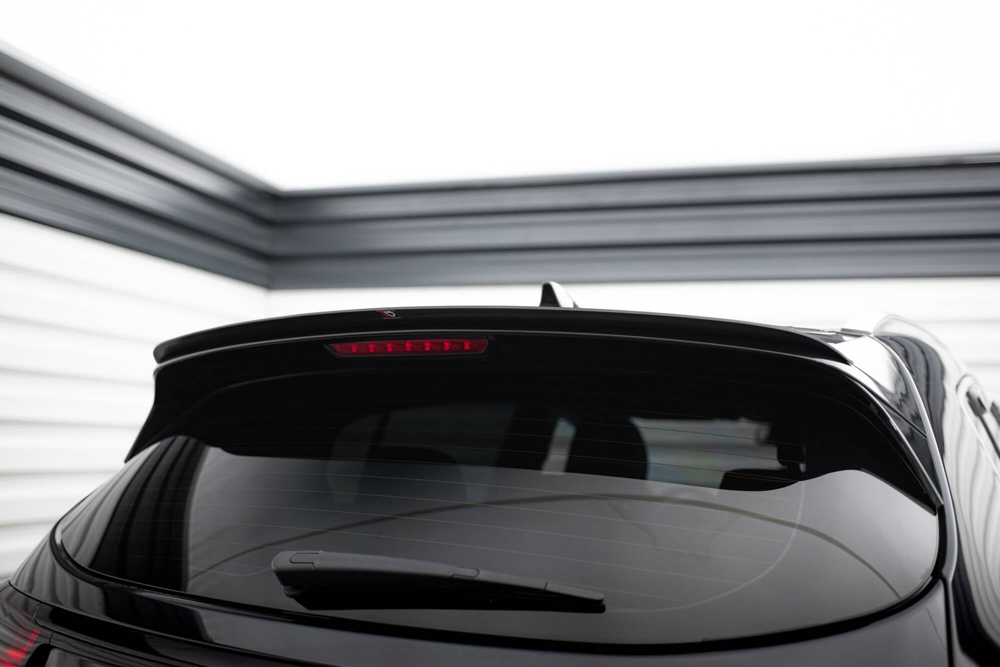 Extensión de alerón KIA SPORTAGE mk4 GT-Line