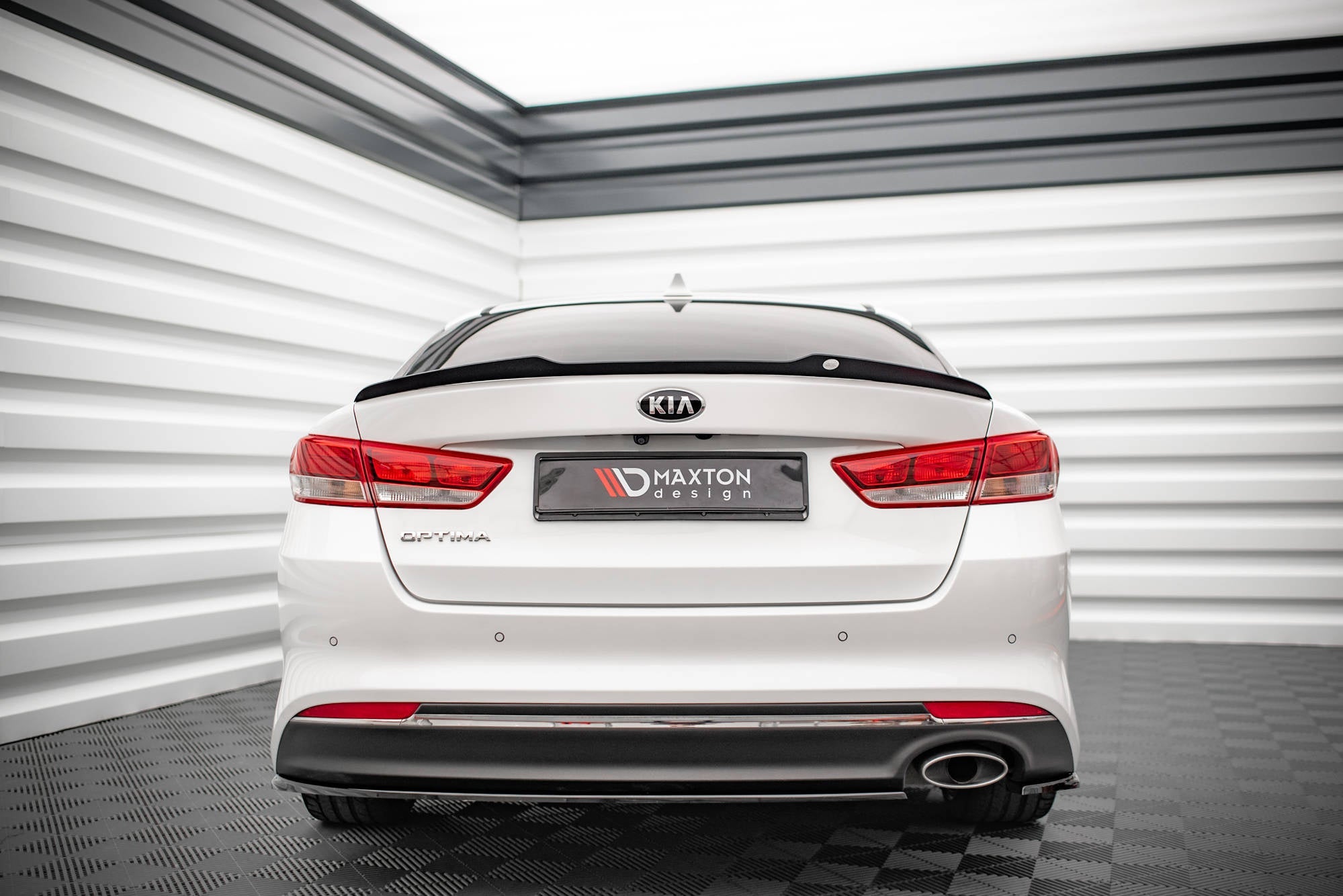 Extensión de alerón Kia Optima Mk4