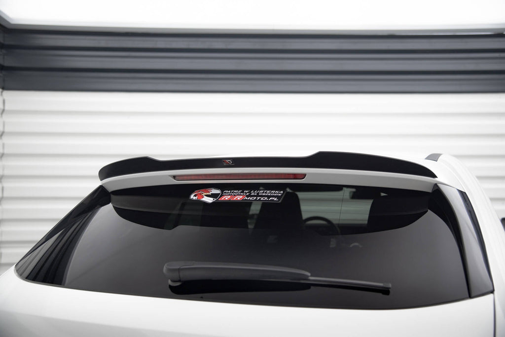 Extensión de alerón Mercedes-Benz CLA Shooting Brake AMG-Line X118