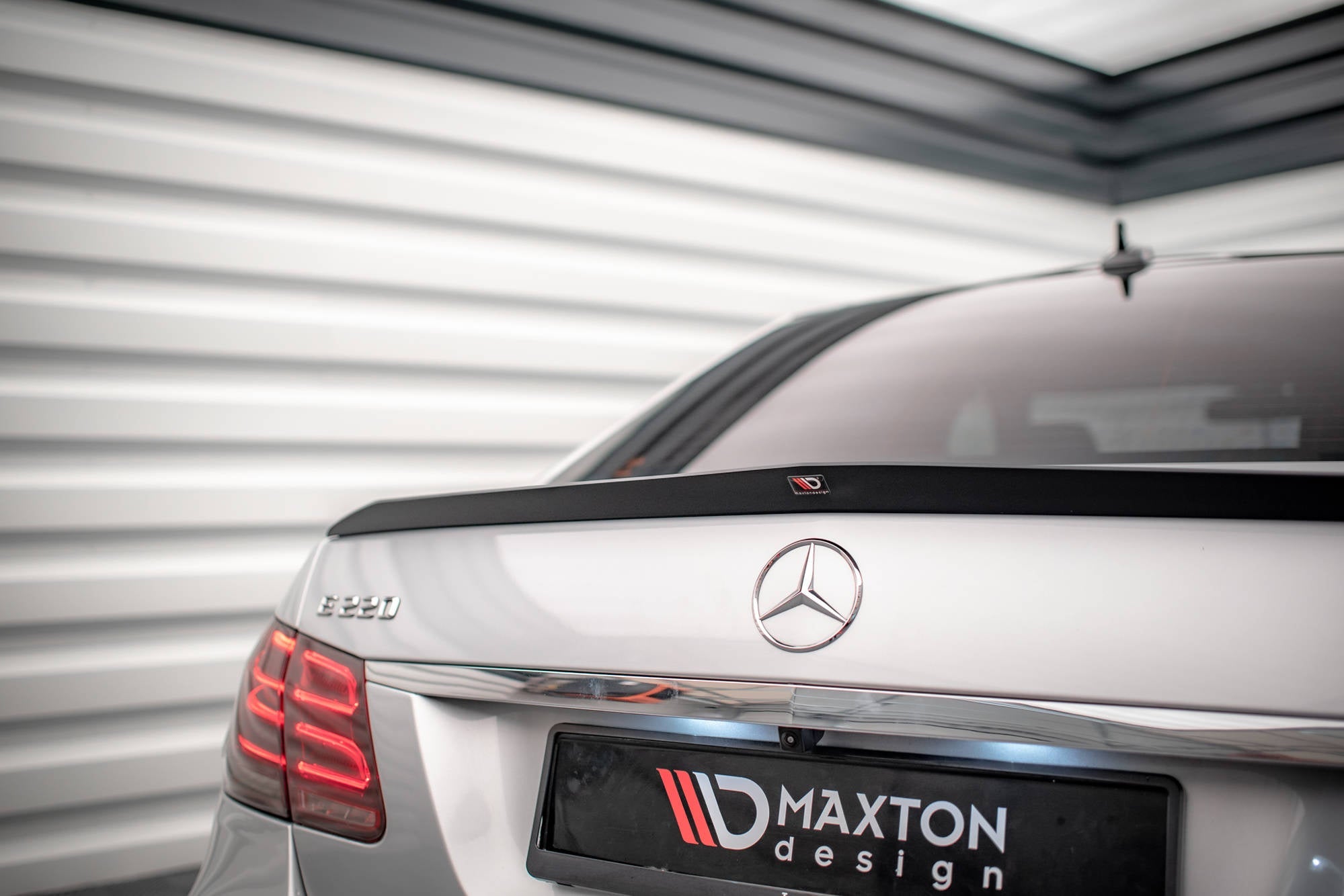 Extensión de alerón Mercedes-Benz E63 AMG / AMG-Line / Standard Berlina Sedán W212 Facelift