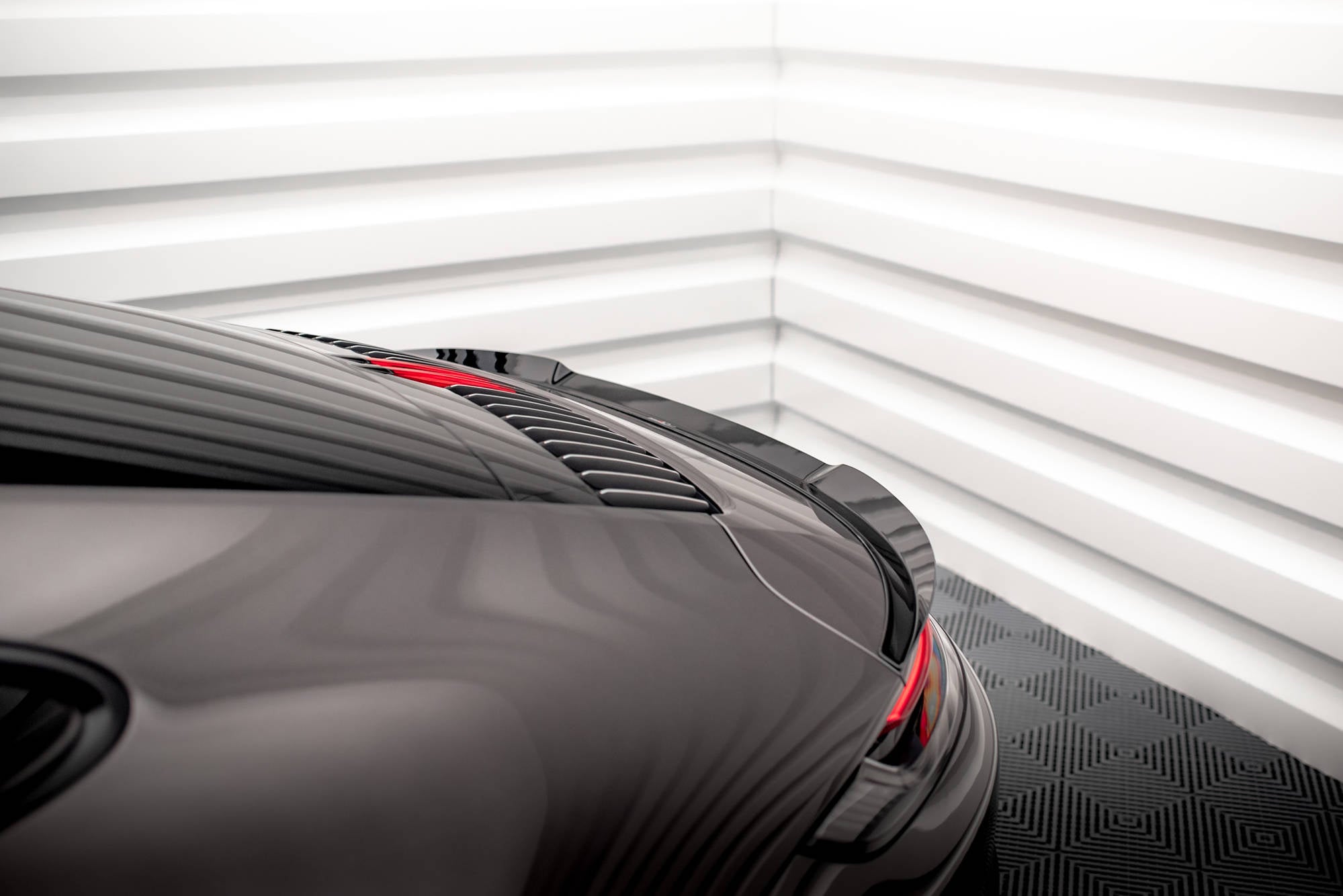 Extensión de alerón Porsche 911 Carrera 4S 992