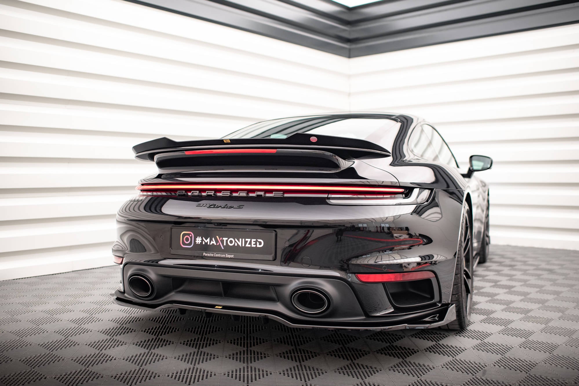 Extensión de alerón Porsche 911 Turbo S 992
