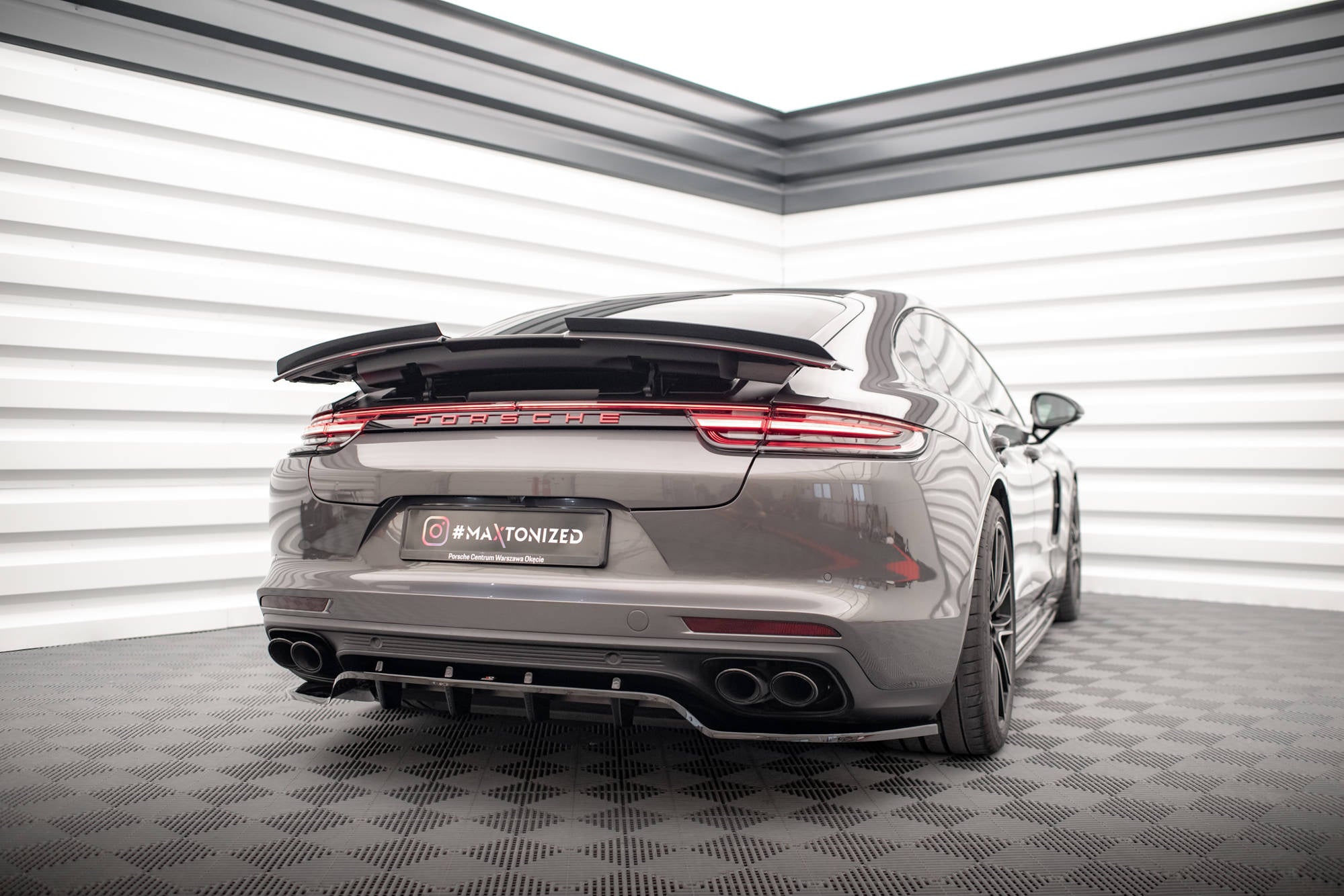 Extensión de alerón Porsche Panamera GTS / Panamera E-Híbrido / Panamera Turbo S E-Híbrido 971