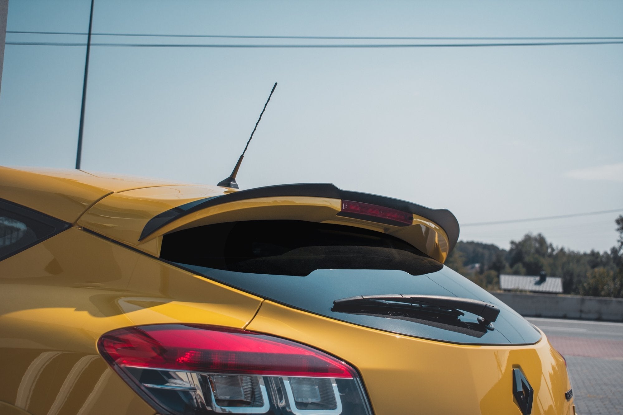 Extensión de alerón Renault Mégane 3 RS